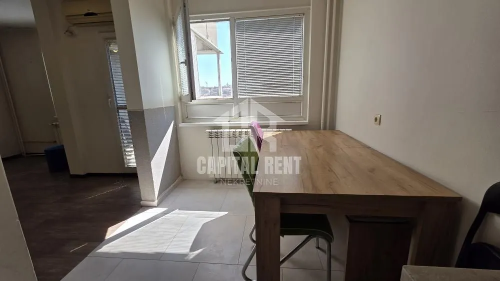 Izdavanje, dvosoban stan, 68m², Čukarica, Beograd