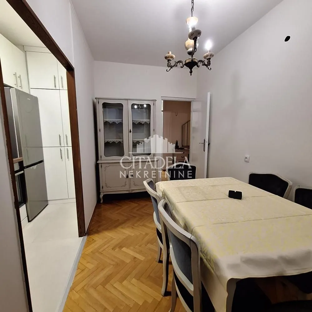 Izdavanje, dvosoban stan, 60m², Čukarica, Beograd