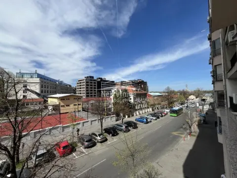 Rent, three bedroom apartment, 82m², Kalemegdan, Beograd - image 12