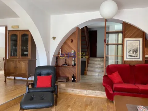 Rent, house, 250m², Bar, Crna Gora - image 5