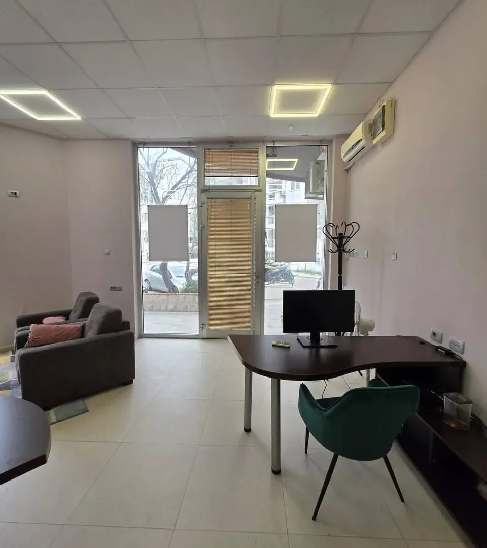 Rent, office space, 30m², Rozino, Budva