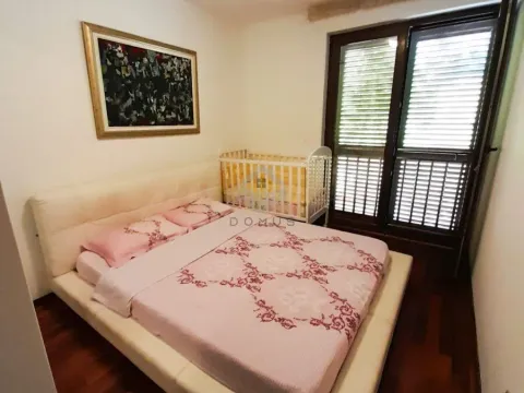 Rent, one bedroom apartment, 50m², Budva, Crna Gora - image 8