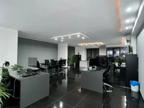 Prodaja, poslovni prostor, 284m², Šumice, Beograd - image 15
