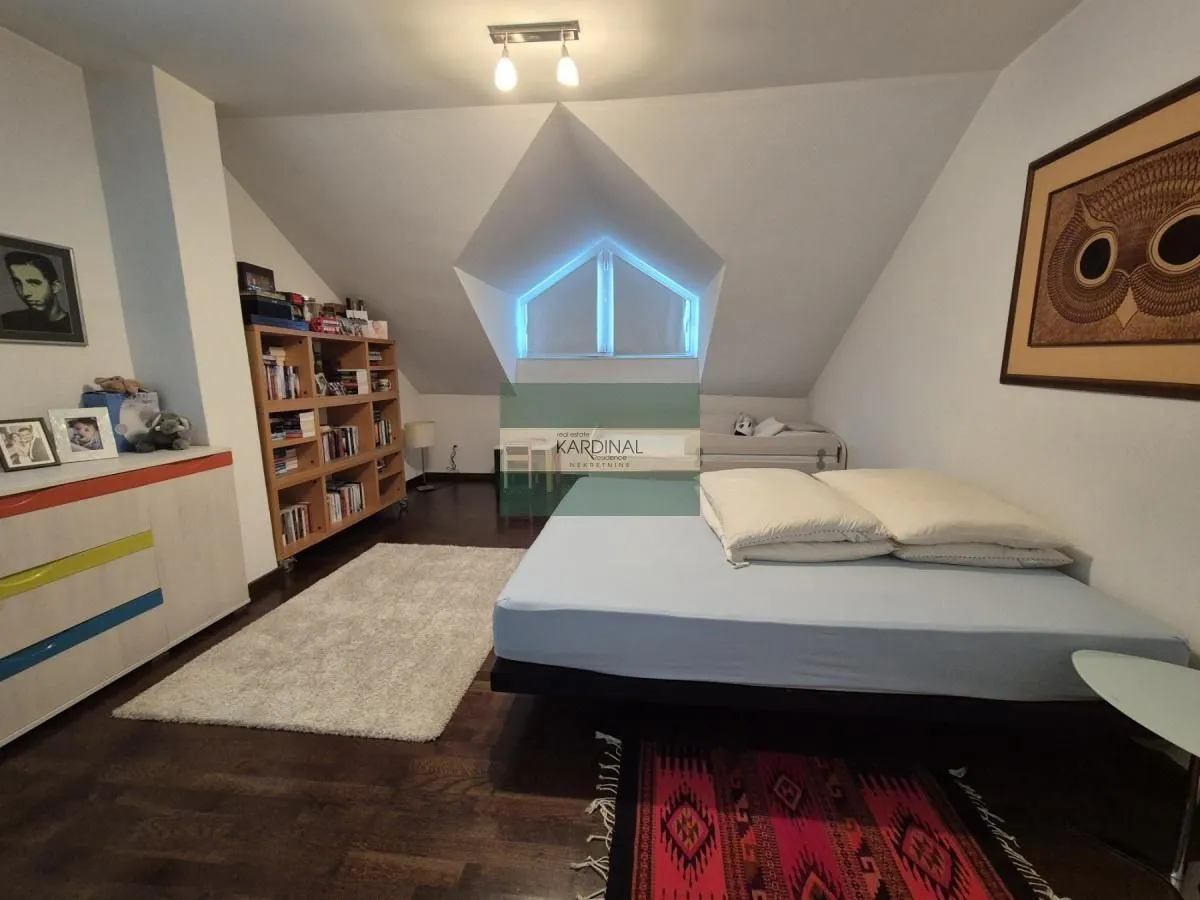 Prodaja, kuća, 528m², Budžino brdo, Jagodina