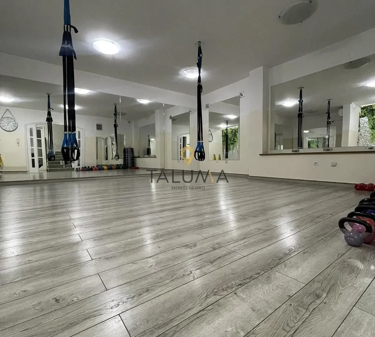 Prodaja, poslovni prostor, 157m², Preko Morače, Podgorica