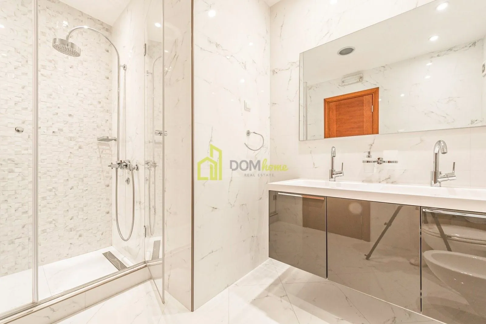 Prodaja, trosoban stan, 127m², Momišići, Podgorica