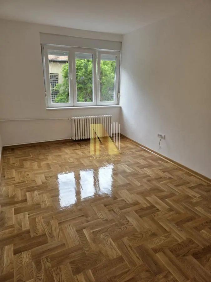 Prodaja, dvosoban stan, 49m², Grbavica, Novi Sad Sve Podlokacije