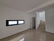Prodaja, kuća, 175m², Ulcinj, Crna Gora - image 21
