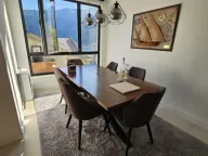 Prodaja, trosoban stan, 90m2, Dobrota, Kotor