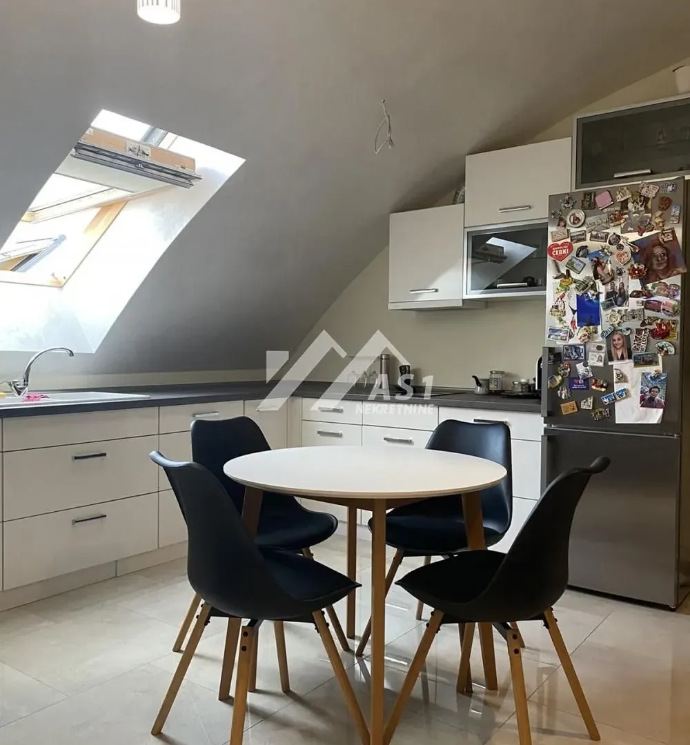 Izdavanje, jednosoban stan, 45m², Nova Detelinara, Novi Sad Sve Podlokacije