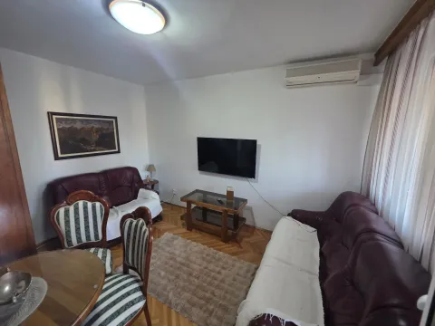Rent, one bedroom apartment, 45m², Preko Morače, Podgorica - image 3