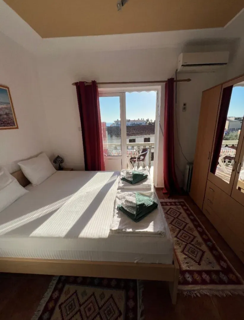 Izdavanje, garsonjera, 30m², Šušanj, Bar