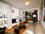 Izdavanje, trosoban stan, 120m2, Gorica C, Podgorica