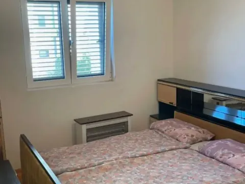 Izdavanje, jednosoban stan, 60m², Sveta Vrača, Kotor - image 3