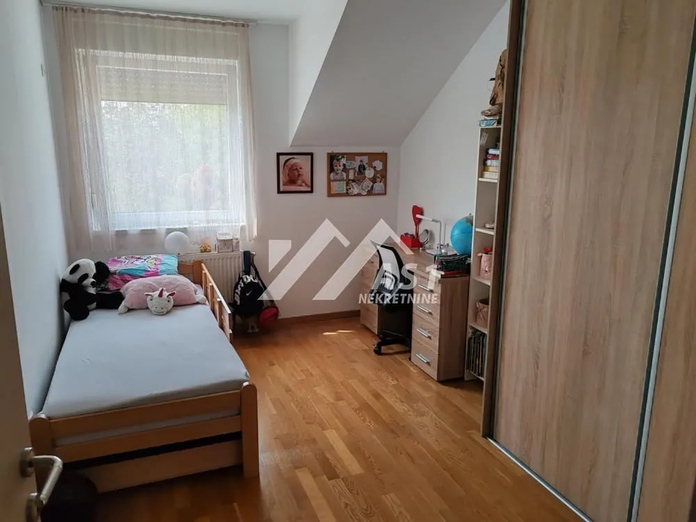 Prodaja, četvorosoban stan, 80m², Veternička rampa, Novi Sad Sve Podlokacije