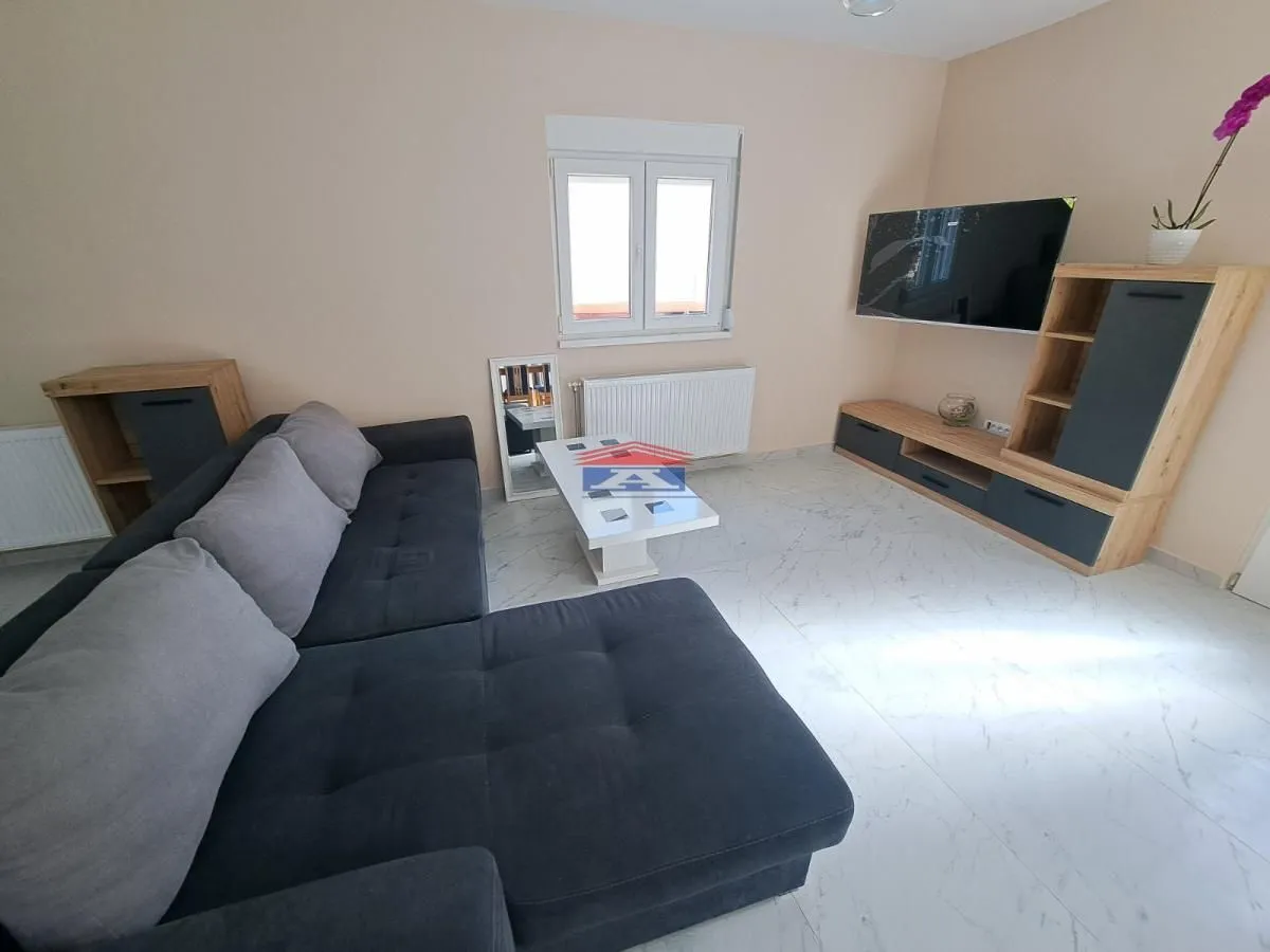 Sale, house, 120m², Kamenjar, Novi Sad Sve Podlokacije