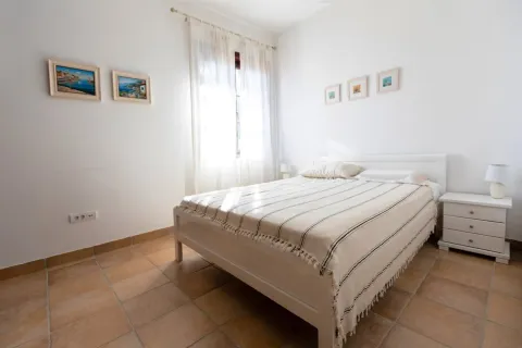 Prodaja, dvosoban stan, 101m², Kostanjica, Kotor - image 11