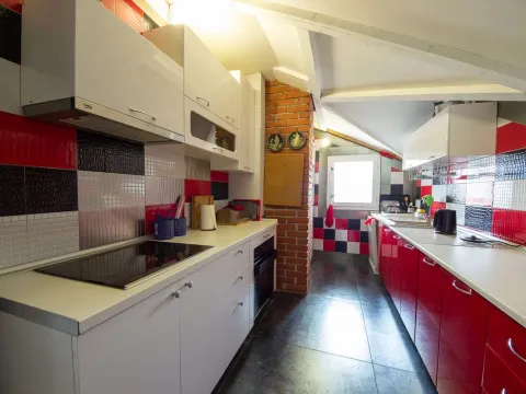 Izdavanje, trosoban stan, 115m², Zabjelo, Podgorica - image 8