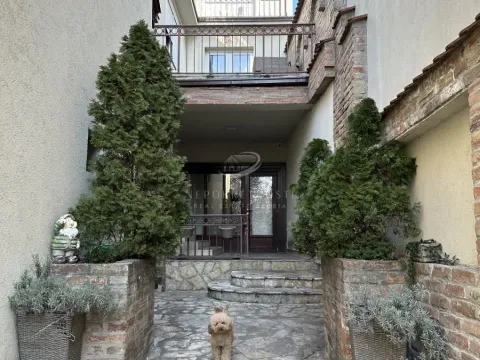 Prodaja, kuća, 300m², Lekino Brdo, Voždovac Sve Podlokacije - image 38