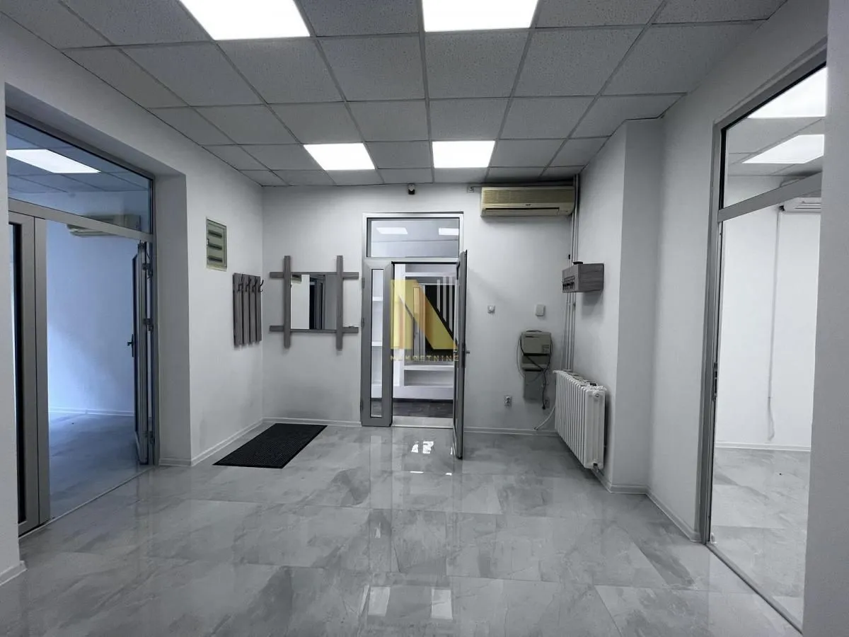 Rent, office space, 160m², Centar, Novi Sad