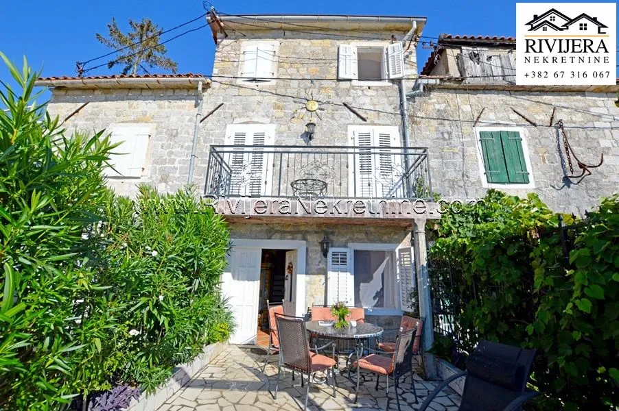 Prodaja, kuća, 94m², Baošići, Herceg Novi