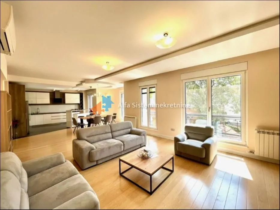 Izdavanje, četvorosoban stan, 190m², Neimar, Vračar Sve Podlokacije
