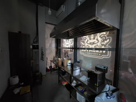 Poslovni prostor in Makedonsko naselje