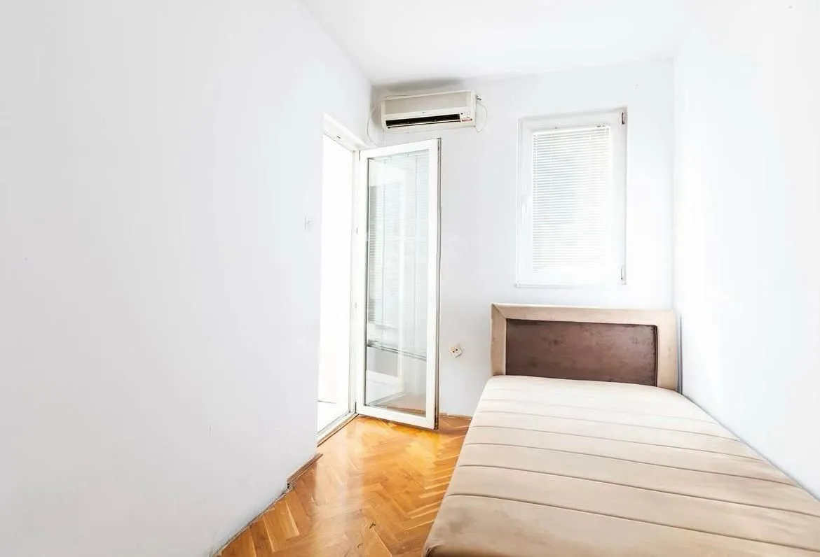 Izdavanje, dvosoban stan, 68m², Stari Aerodrom, Podgorica