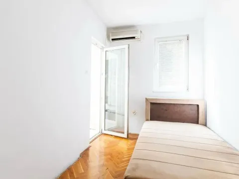 Izdavanje, dvosoban stan, 68m², Stari Aerodrom, Podgorica - image 6