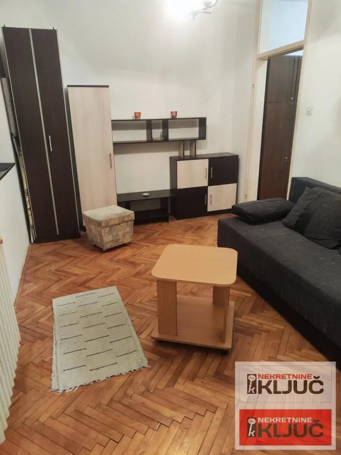 Izdavanje, jednosoban stan, 34m², Grbavica, Novi Sad Sve Podlokacije