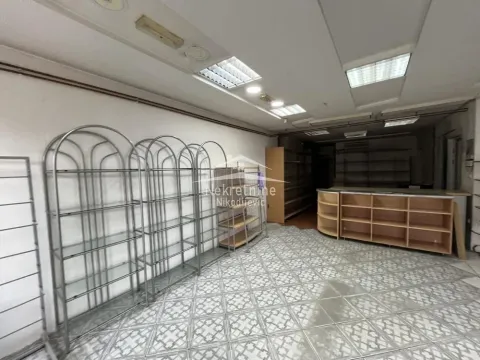 Izdavanje, poslovni prostor, 85m², Zemun Meandri, Zemun Sve Podlokacije - image 3