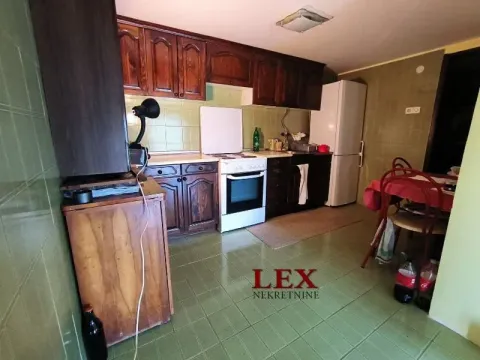 Sale, house, 302m², Palata Pravde, Beograd - image 16