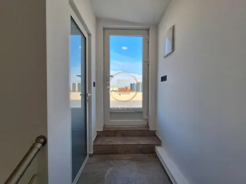 Prodaja, četvorosoban stan, 92m², Veternička rampa, Novi Sad Sve Podlokacije - image 31