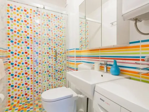 Sale, two bedroom apartment, 60m², Sveti Stefan, Budva - image 7