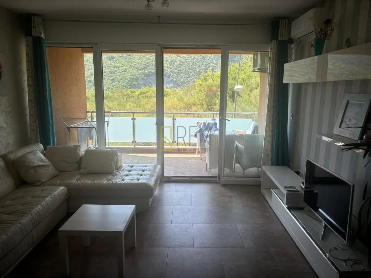 Prodaja, dvosoban stan, 68m², Bečići, Budva