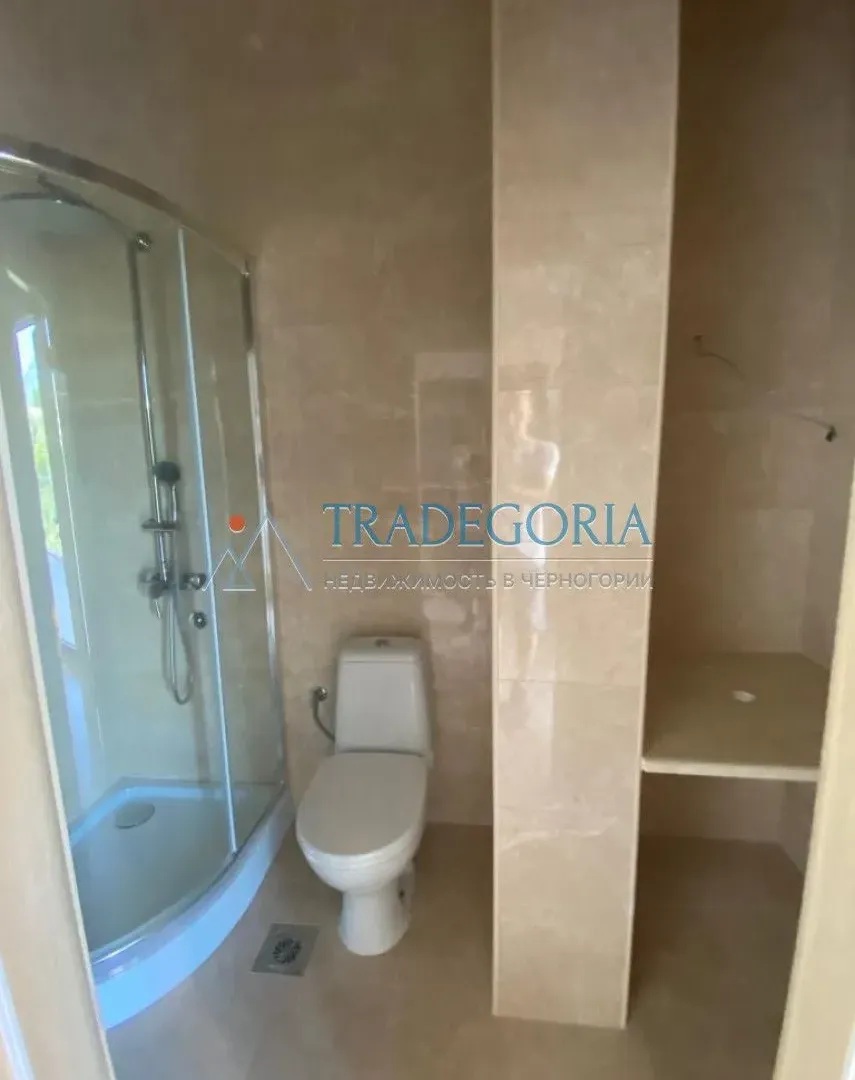 Prodaja, trosoban stan, 227m², Dobra Voda, Bar