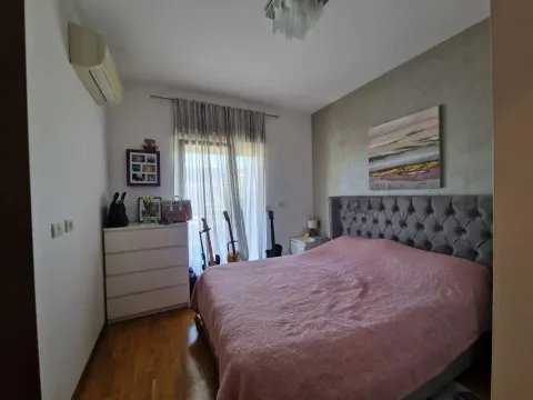 Prodaja, dvosoban stan, 75m², City Kvart, Podgorica - image 8