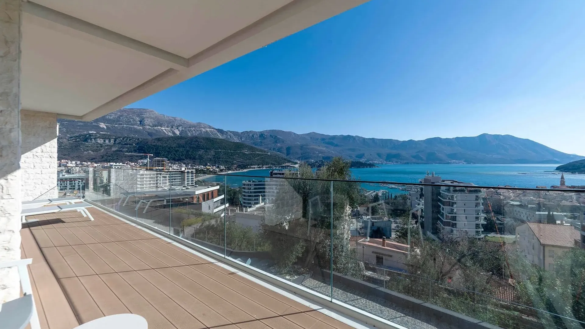 Sale, three bedroom apartment, 125m², Vidikovac, Budva