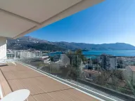 Prodaja, trosoban stan, 125m², Vidikovac, Budva - image 1