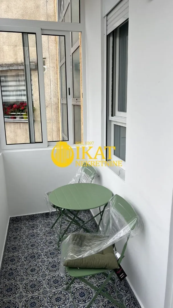 Izdavanje, jednosoban stan, 59m², Stari Grad, Beograd