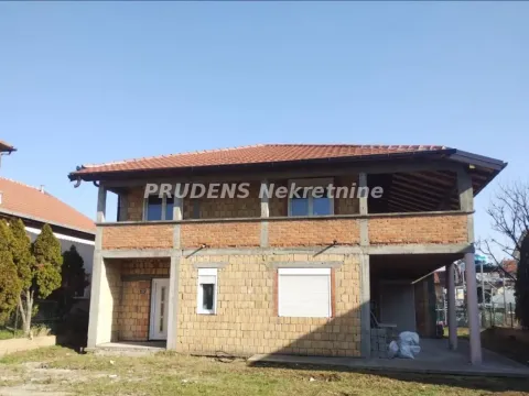 Prodaja, kuća, 281m², Surčin, Beograd