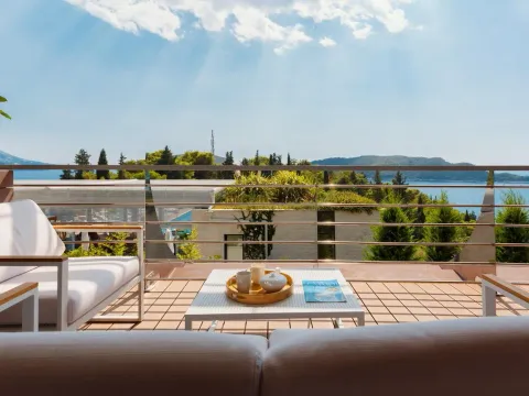 Sale, three bedroom apartment, 180m², Budva, Crna Gora - image 36