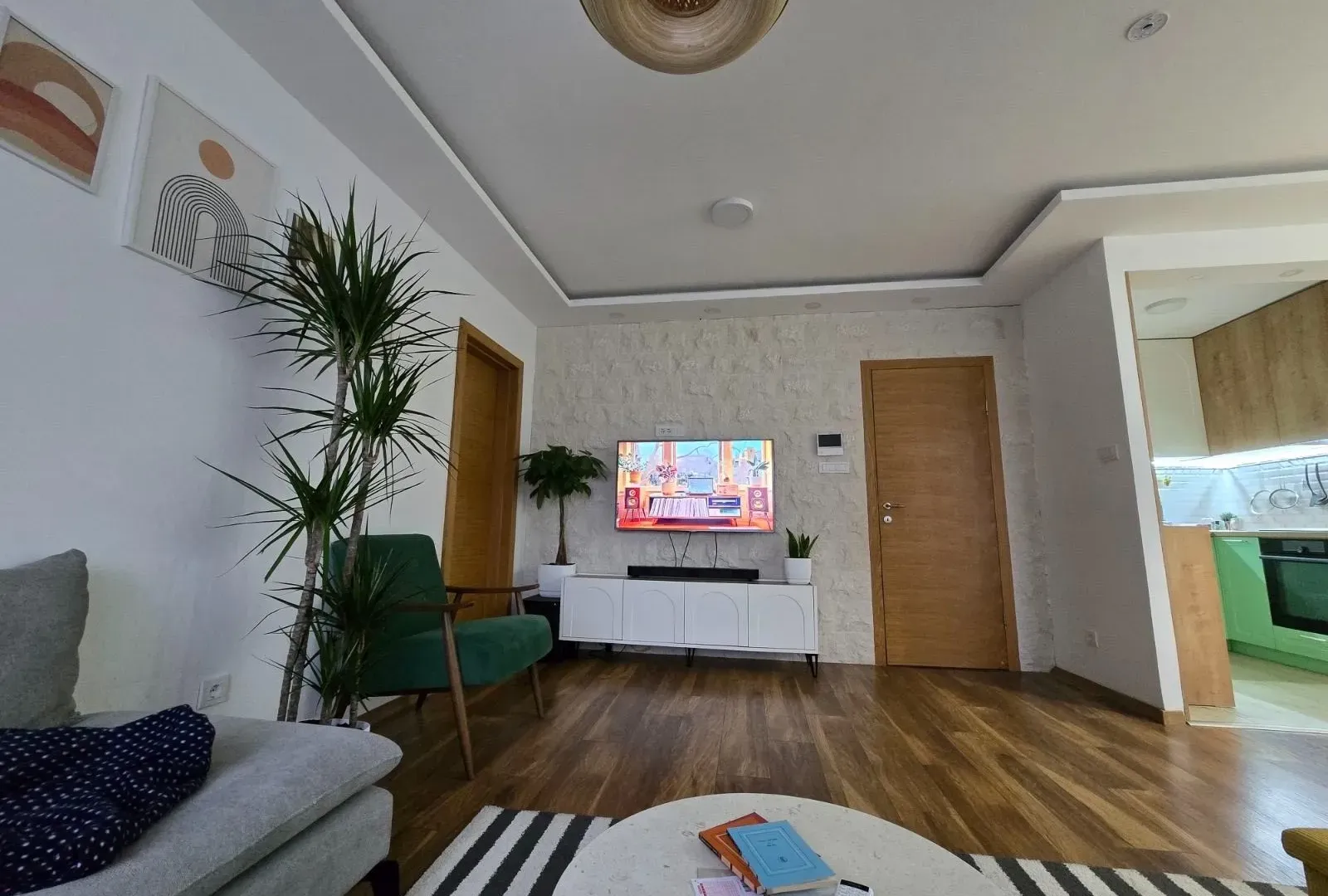 Prodaja, trosoban stan, 89m², Centar, Podgorica