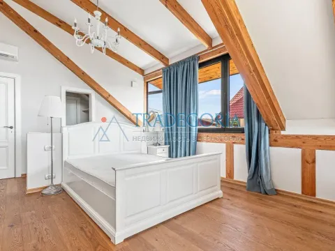 Prodaja, kuća, 220m², Tivat, Crna Gora - image 18