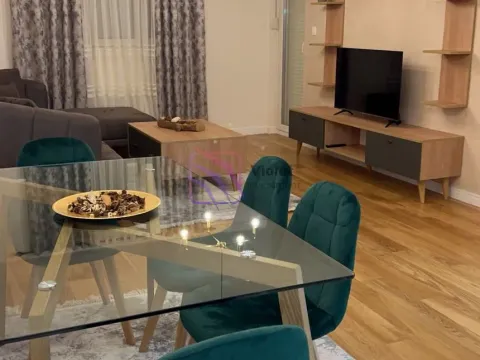Izdavanje, jednosoban stan, 53m², Central Point, Podgorica - image 6