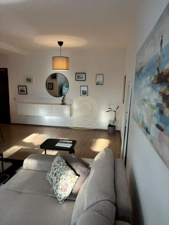 Izdavanje, trosoban stan, 60m², Mirijevo Sve Podlokacije, Beograd
