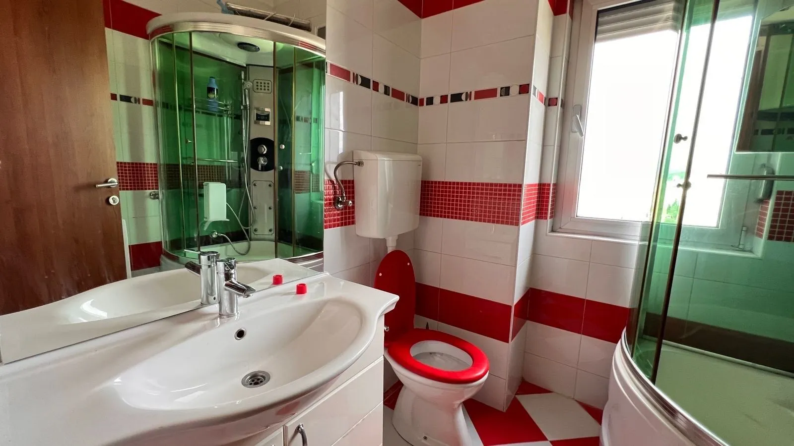 Rent, one bedroom apartment, 66m², Pobrežje, Podgorica