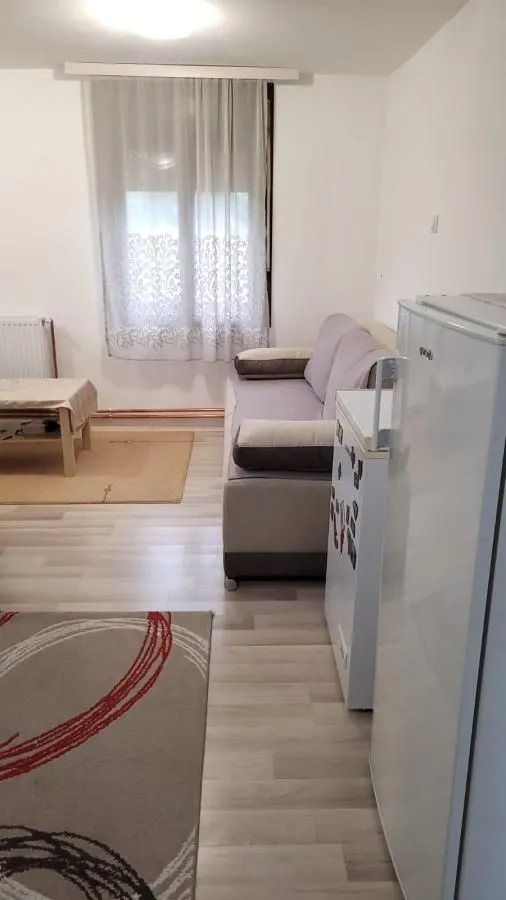Prodaja, kuća, 76m², Inđija, Srbija