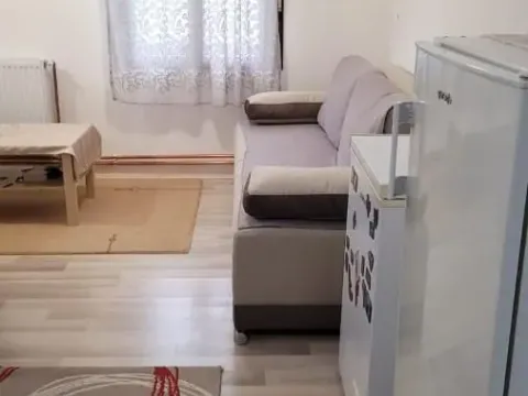 Prodaja, kuća, 76m², Inđija, Srbija - image 8