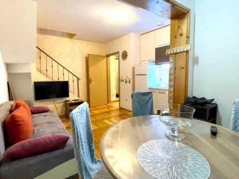 Izdavanje, dvosoban stan, 58m², Momišići, Podgorica - image 4